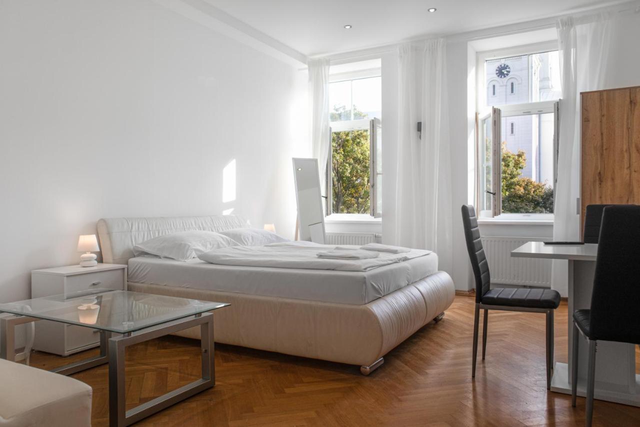 Superb 7Br Shared Apartment- Near Hauptbahnhof Wien Exterior foto