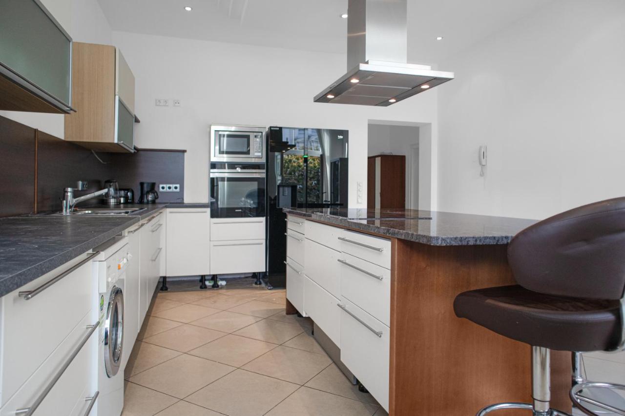 Superb 7Br Shared Apartment- Near Hauptbahnhof Wien Exterior foto