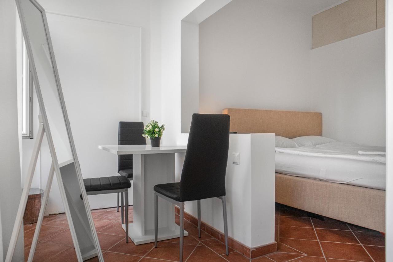 Superb 7Br Shared Apartment- Near Hauptbahnhof Wien Exterior foto